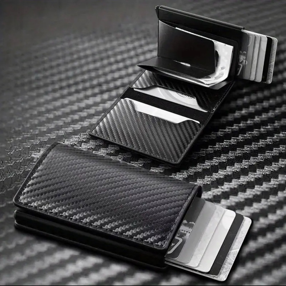 Men’s Carbon Fiber RFID Blocking Wallet